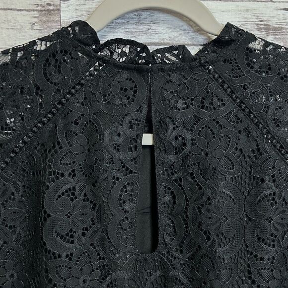 Lilly Pulitzer Averi Top Two Tone Carnival Lace - Picture 4 of 11